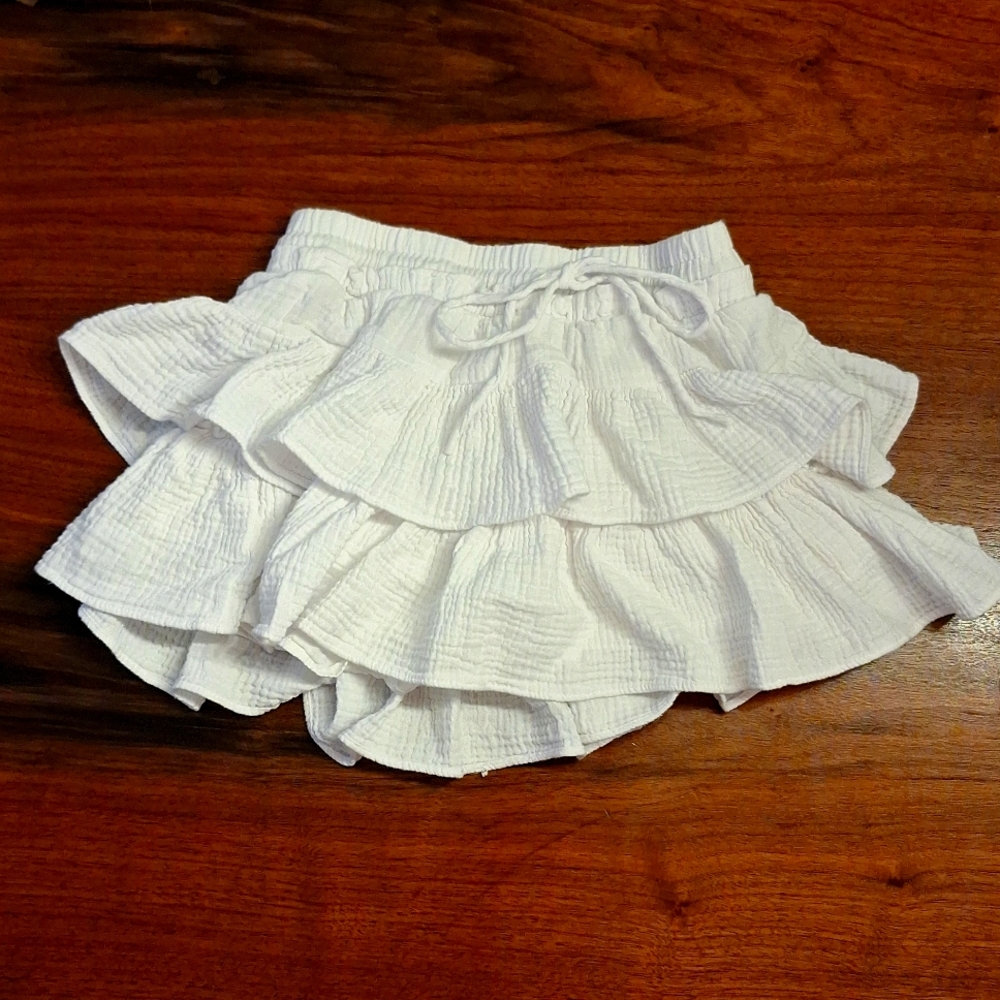 White skirts